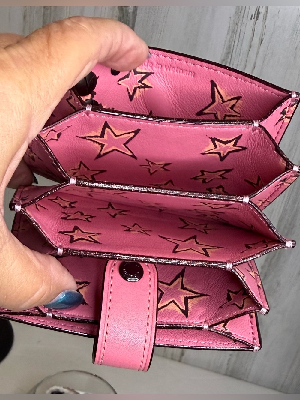 Coach 1941 Accordion Card Wallet with Celestial Moon and Stars 17’ 34115 *RARE - Picture 4 of 6